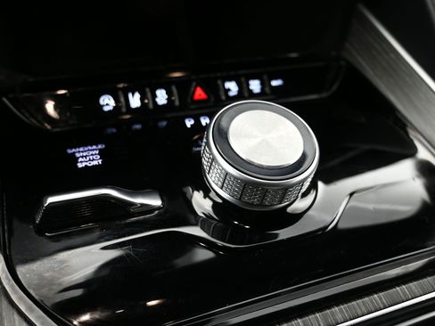 Used 2024 Jeep Wagoneer Series II AWD/4WD image 28