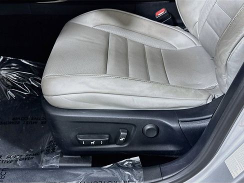 Used 2016 Lexus IS 350 AWD w/ F Sport Package image 24