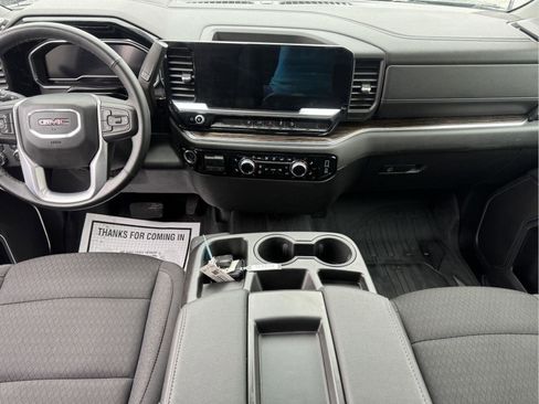 Used 2024 GMC Sierra 2500 SLE w/ SLE Value Package; image 17