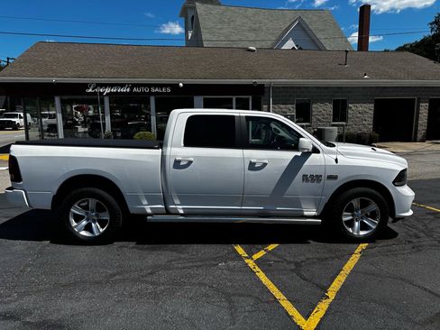 Used 2015 RAM 1500 Sport w/ Remote Start & Security Group AWD/4WD image 8