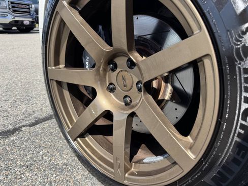 Used 2011 Nissan 370Z Coupe w/ Sport Pkg RWD image 6