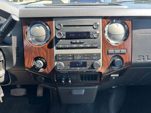 Used 2012 Ford F250 Lariat w/ Chrome Pkg AWD/4WD image 19