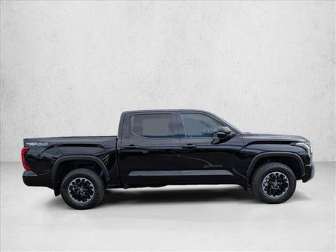 Used 2025 Toyota Tundra SR5 AWD/4WD image 4