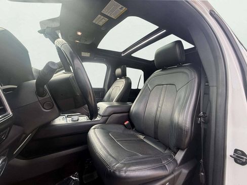 Used 2018 Ford Expedition Limited AWD/4WD image 21