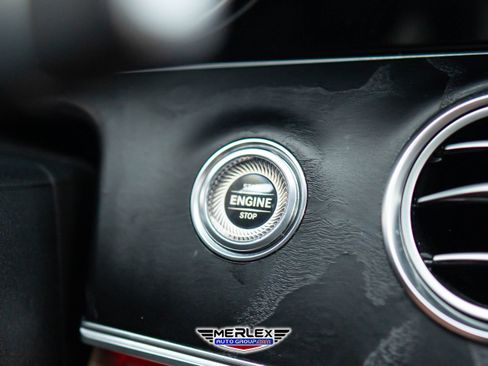 Used 2017 Mercedes-Benz E 300 image 32