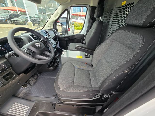 Used 2025 RAM ProMaster 2500 FWD image 9