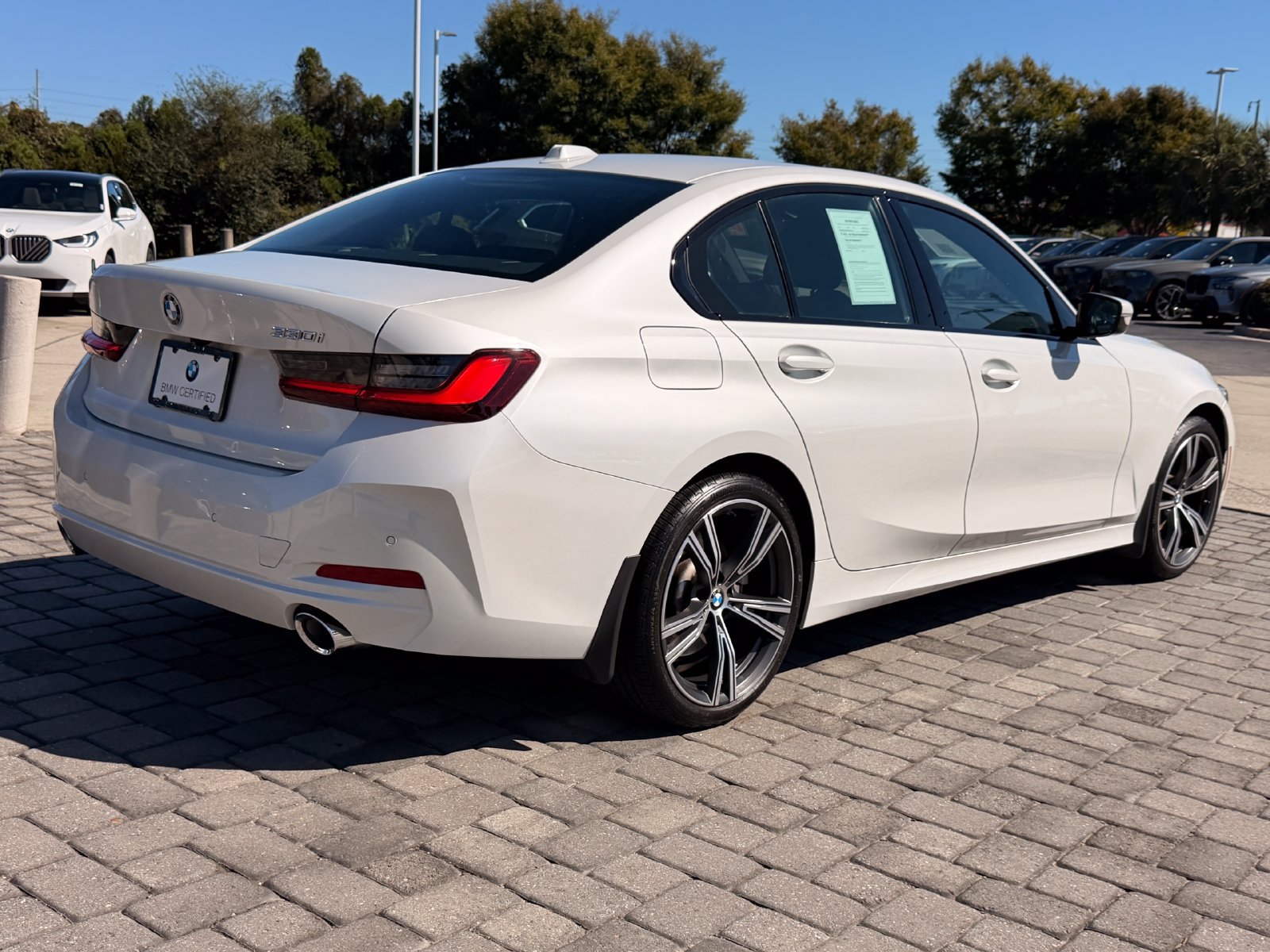 Used 2023 BMW 330i Sedan w/ Premium Package RWD image 9