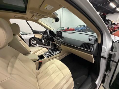 Used 2021 Audi Q5 2.0T Premium Plus w/ Premium Plus Package AWD/4WD image 36