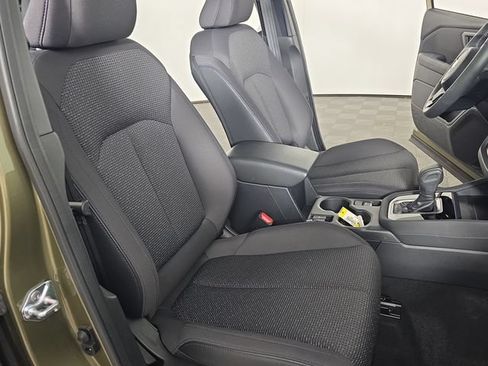 Certified 2025 Subaru Forester Premium AWD/4WD image 29