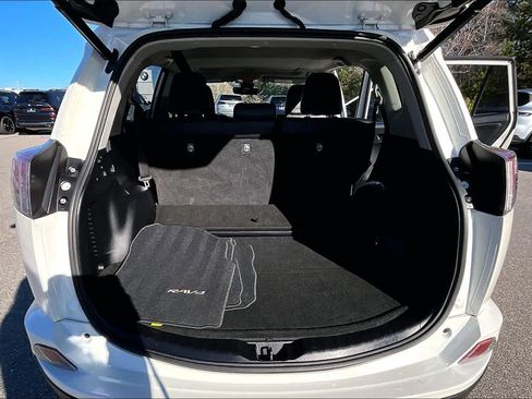 Used 2017 Toyota RAV4 Limited image 23