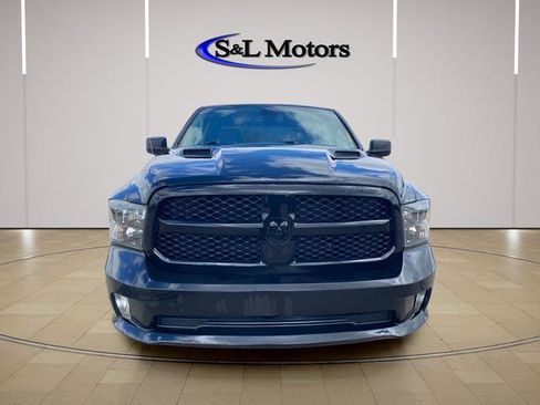 Used 2022 RAM 1500 Express w/ Wheel & Sound Group AWD/4WD image 2