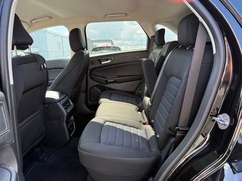 Used 2024 Ford Edge SE w/ Black Appearance Package AWD/4WD image 30