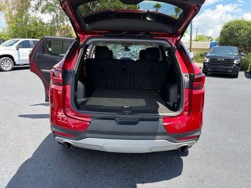 Used 2025 Chevrolet Blazer LT FWD image 16
