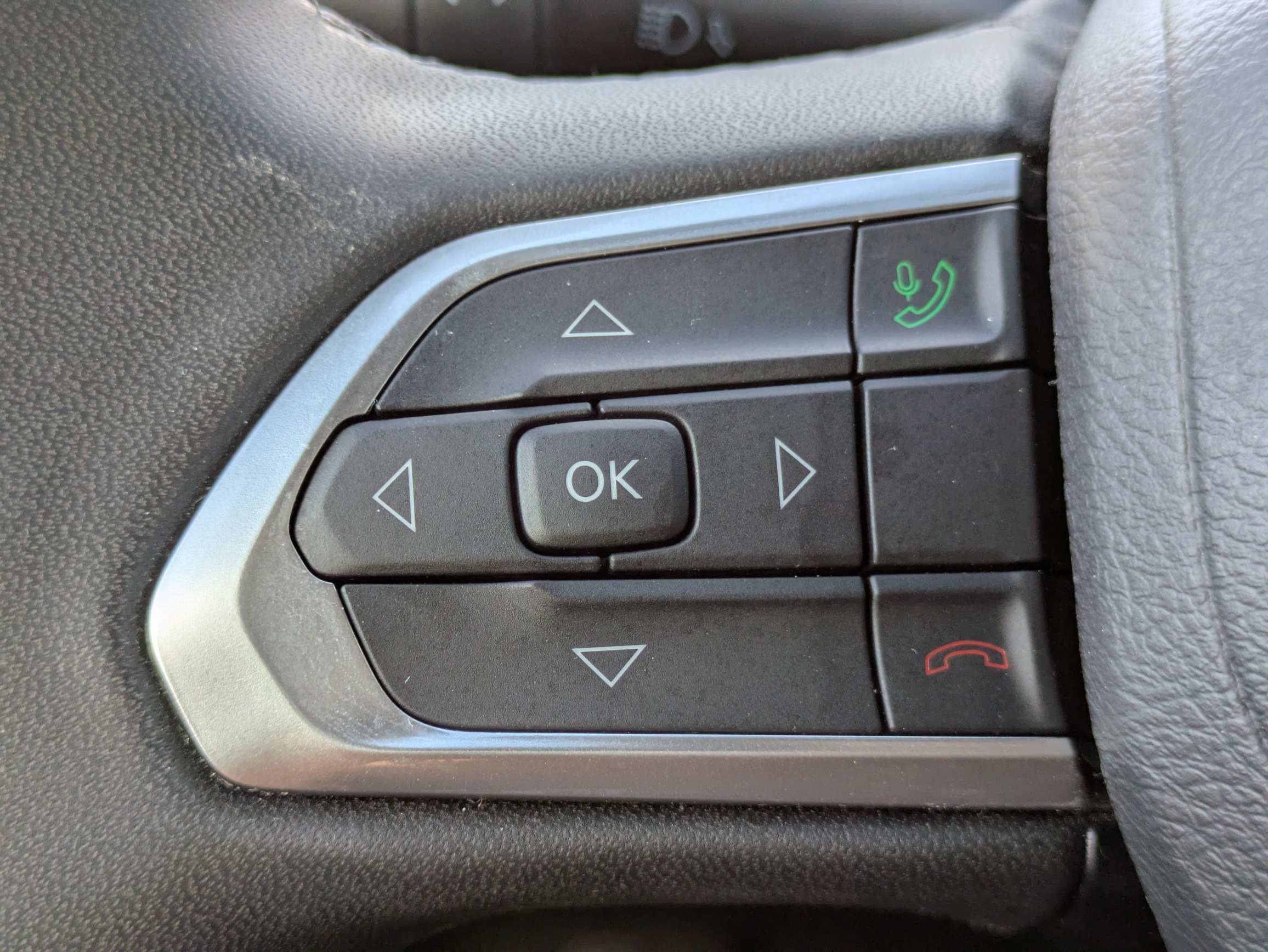 Used 2025 Jeep Compass Limited AWD/4WD image 25