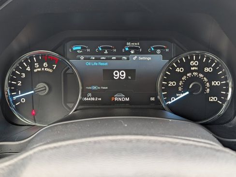 Used 2020 Ford F150 Platinum w/ Equipment Group 701A Luxury image 26