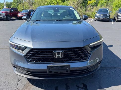 Used 2024 Honda Accord EX image 2