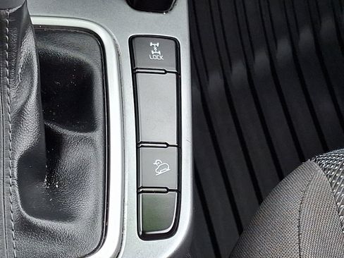 Used 2022 Kia Seltos LX image 24