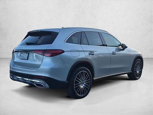 Used 2026 Mercedes-Benz GLC 300 image 5
