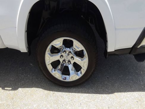Certified 2025 RAM 1500 Big Horn AWD/4WD image 11