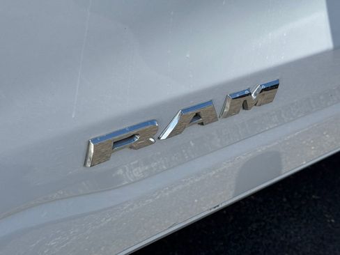 Used 2021 RAM 1500 Big Horn RWD image 19