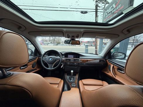 Used 2011 BMW 335i Coupe image 25