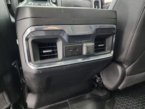 Used 2022 GMC Sierra 2500 AT4 w/ AT4 Premium Plus Package image 41