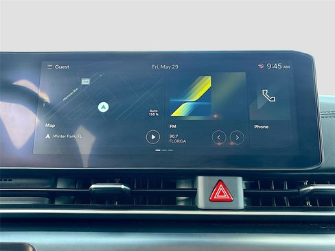 Used 2025 Kia Carnival FWD image 15