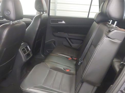 Used 2018 Volkswagen Atlas Launch Edition image 20