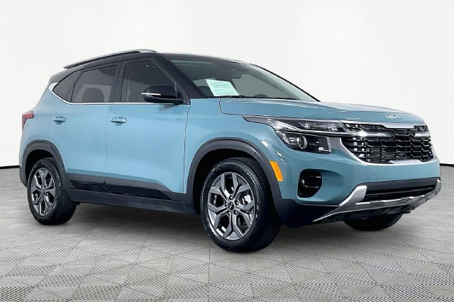 Certified 2024 Kia Seltos S FWD image 3