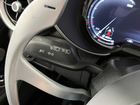 Used 2025 Alfa Romeo Giulia AWD w/ Driving Assist Package image 23