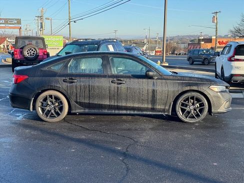 Used 2022 Honda Civic Sport image 2