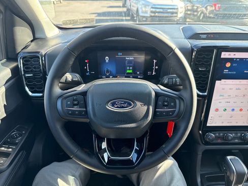 New 2025 Ford Ranger XLT w/ Equipment Group 301A High AWD/4WD image 19
