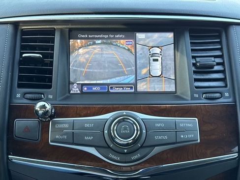 Used 2017 INFINITI QX80 4WD w/ Deluxe Technology Package image 30