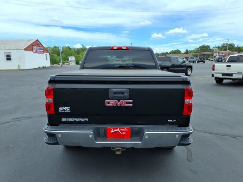 Used 2015 GMC Sierra 1500 SLT w/ SLT Crew Cab Value Package AWD/4WD image 4