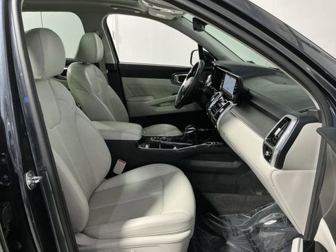 Used 2023 Kia Sorento SX AWD/4WD image 28