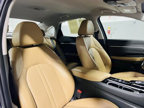 Used 2022 Hyundai Sonata Limited w/ Cargo Package image 35