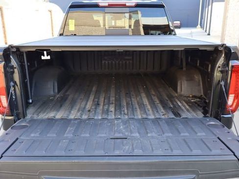 Used 2024 GMC Sierra 1500 SLT RWD image 28