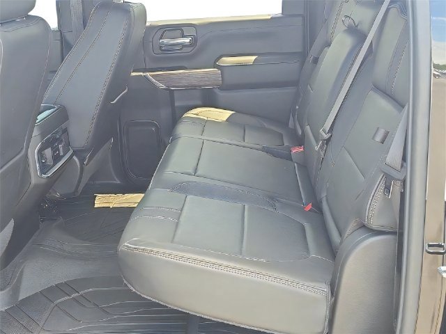 Used 2022 Chevrolet Silverado 3500 High Country AWD/4WD image 17