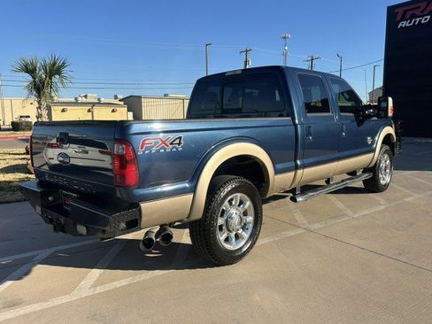 Used 2014 Ford F250 Lariat w/ Lariat Ultimate Package image 5