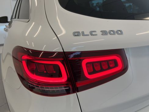 Used 2021 Mercedes-Benz GLC 300 4MATIC image 59