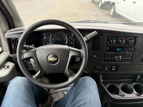 Used 2014 Chevrolet Express 3500 LT w/ LT Preferred Equipment Group image 16