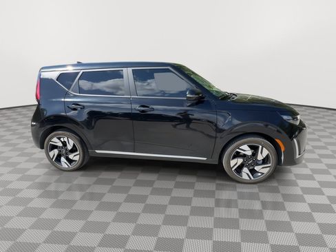 Used 2025 Kia Soul GT-Line FWD image 9