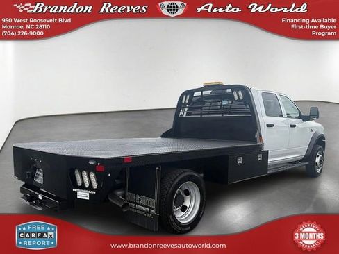 Used 2024 RAM 5500 Tradesman w/ Chrome Appearance Group AWD/4WD image 5