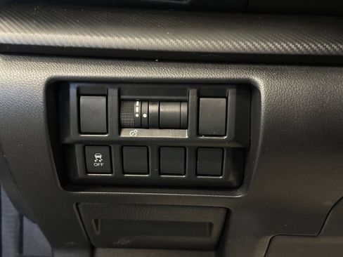 Used 2020 Subaru Impreza 2.0i AWD/4WD image 18