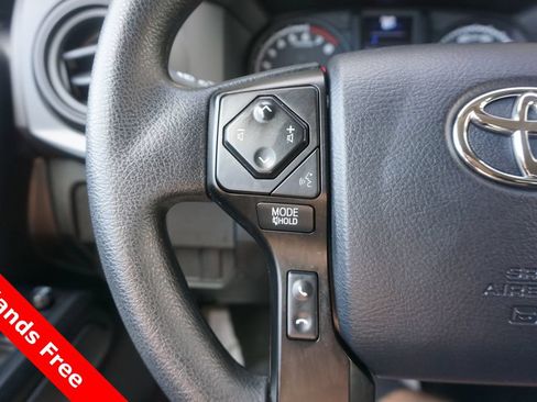 Certified 2023 Toyota Tacoma SR AWD/4WD image 4