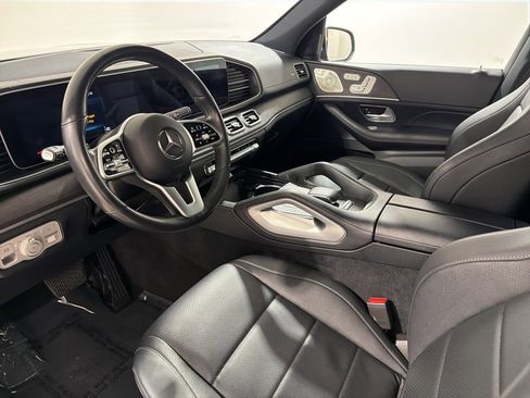 Used 2021 Mercedes-Benz GLS 450 4MATIC image 10