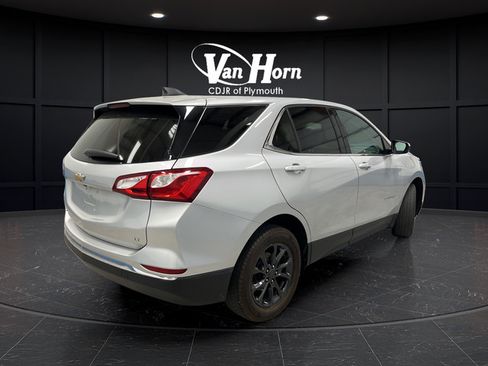 Used 2020 Chevrolet Equinox LT w/ LPO, Floor Liner Package FWD image 7