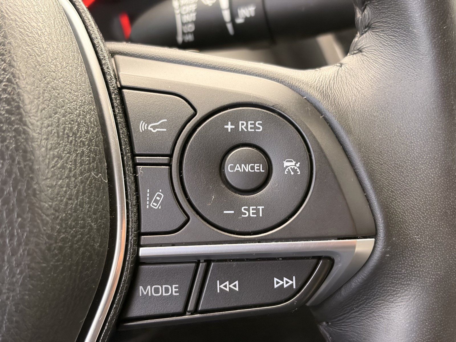 Used 2020 Toyota Camry XSE w/ Carpet Mat Package FWD image 25