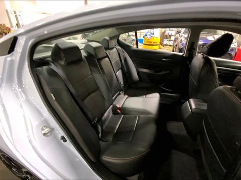 Used 2023 Nissan Altima 2.5 SR w/ SR Premium Package AWD/4WD image 19