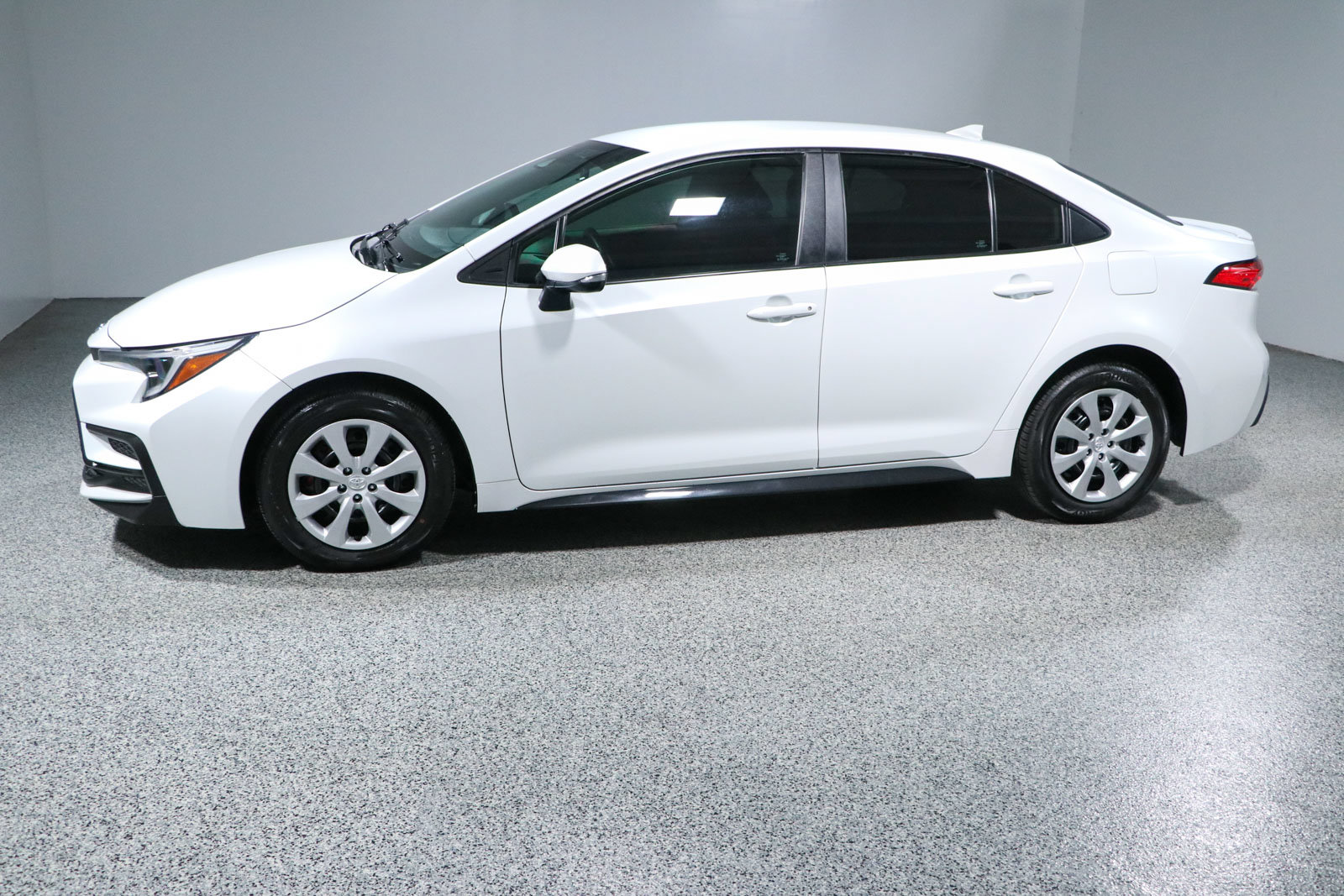 Used 2023 Toyota Corolla SE FWD image 10